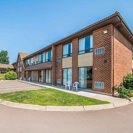 Comfort Inn East Moncton Exteriör bild
