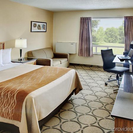 Comfort Inn East Moncton Exteriör bild
