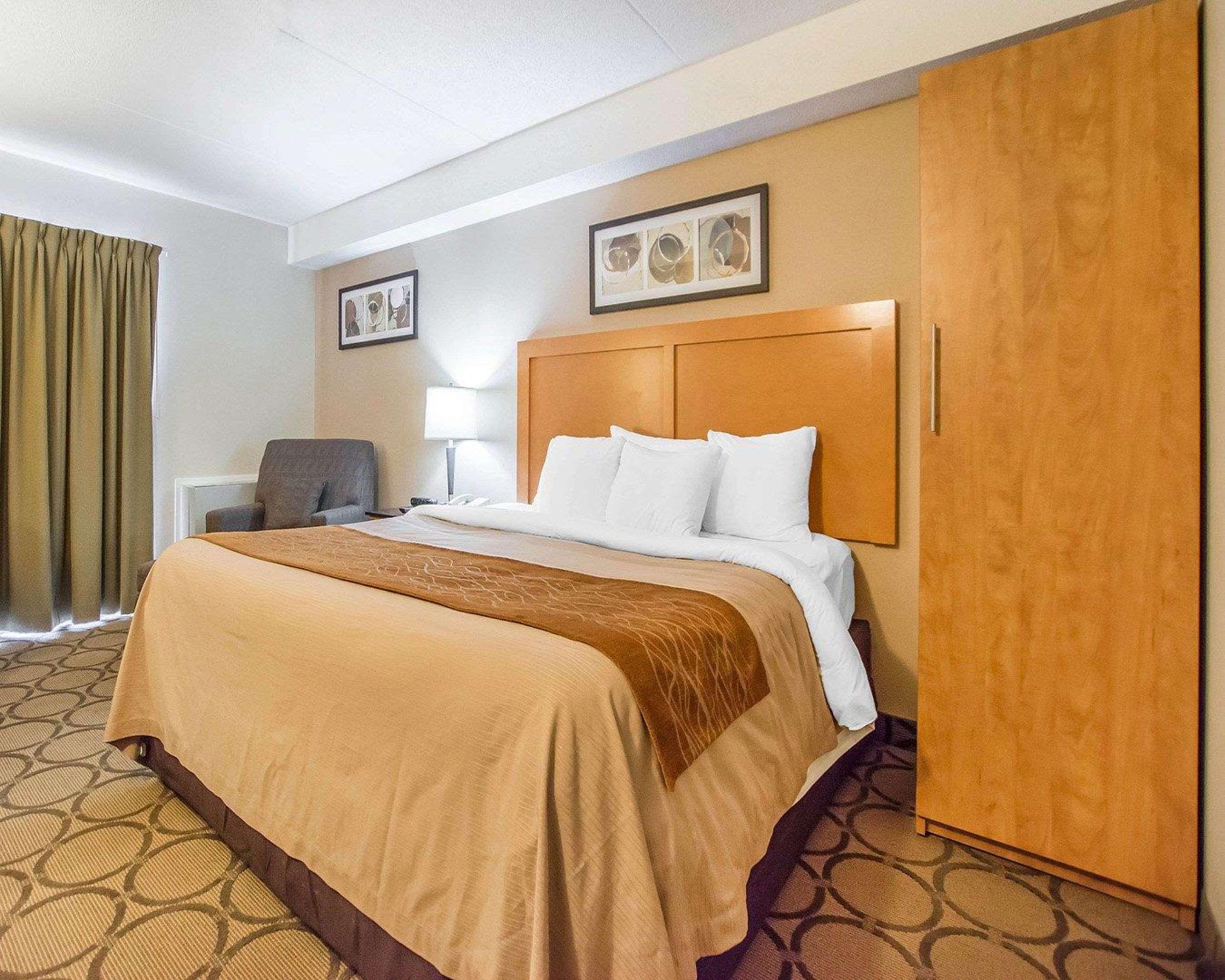 Comfort Inn East Moncton Exteriör bild